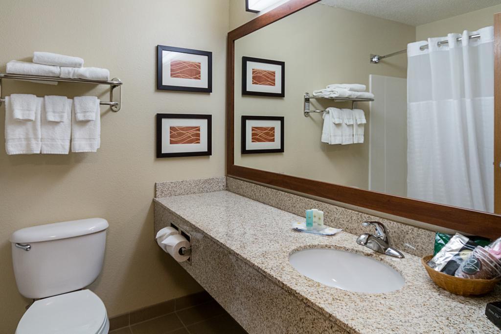 Comfort Inn Barboursville near Huntington Mall area Eksteriør bilde