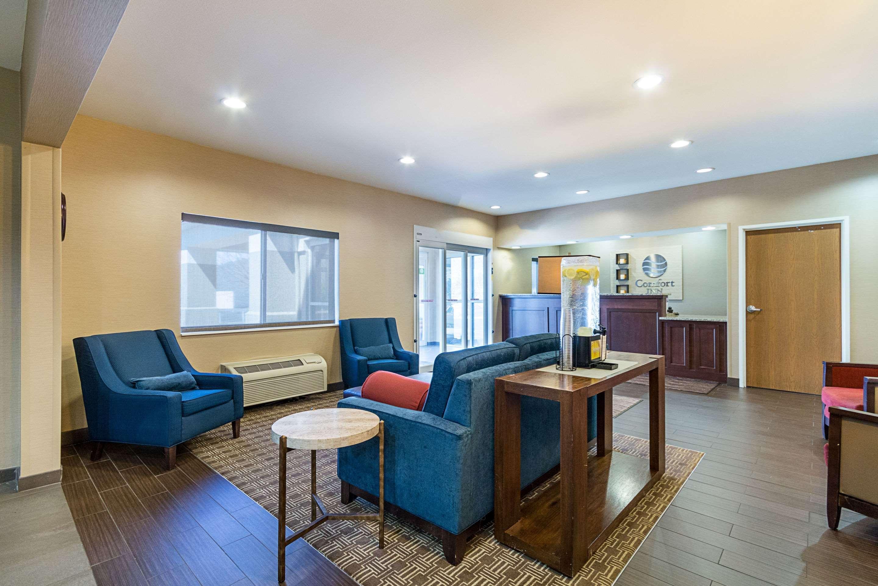 Comfort Inn Barboursville near Huntington Mall area Eksteriør bilde