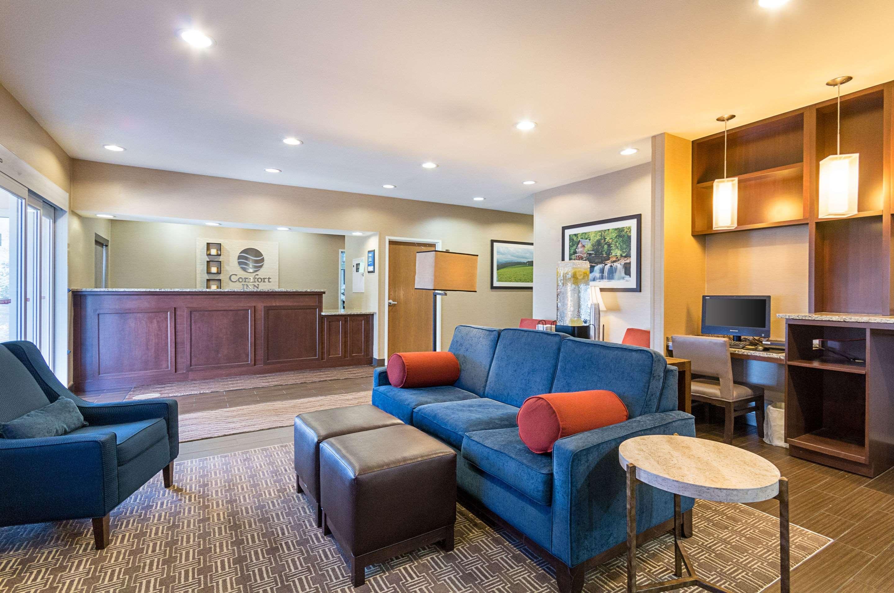 Comfort Inn Barboursville near Huntington Mall area Eksteriør bilde